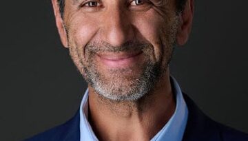 Efrain-Ortiz-Quinonez 375 px x 500 px